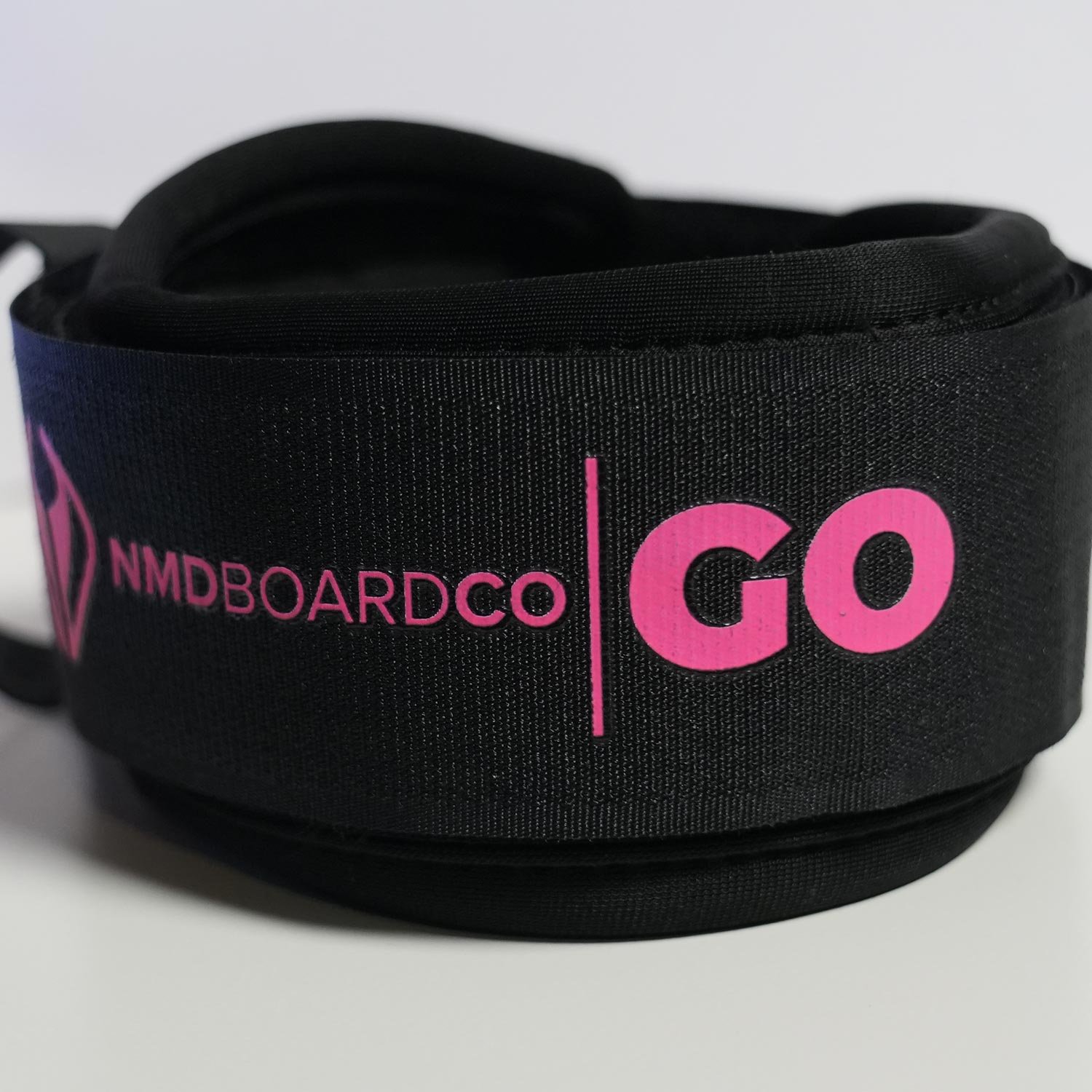Leash NMD GO 6mm Black Magenta - Frete Grátis